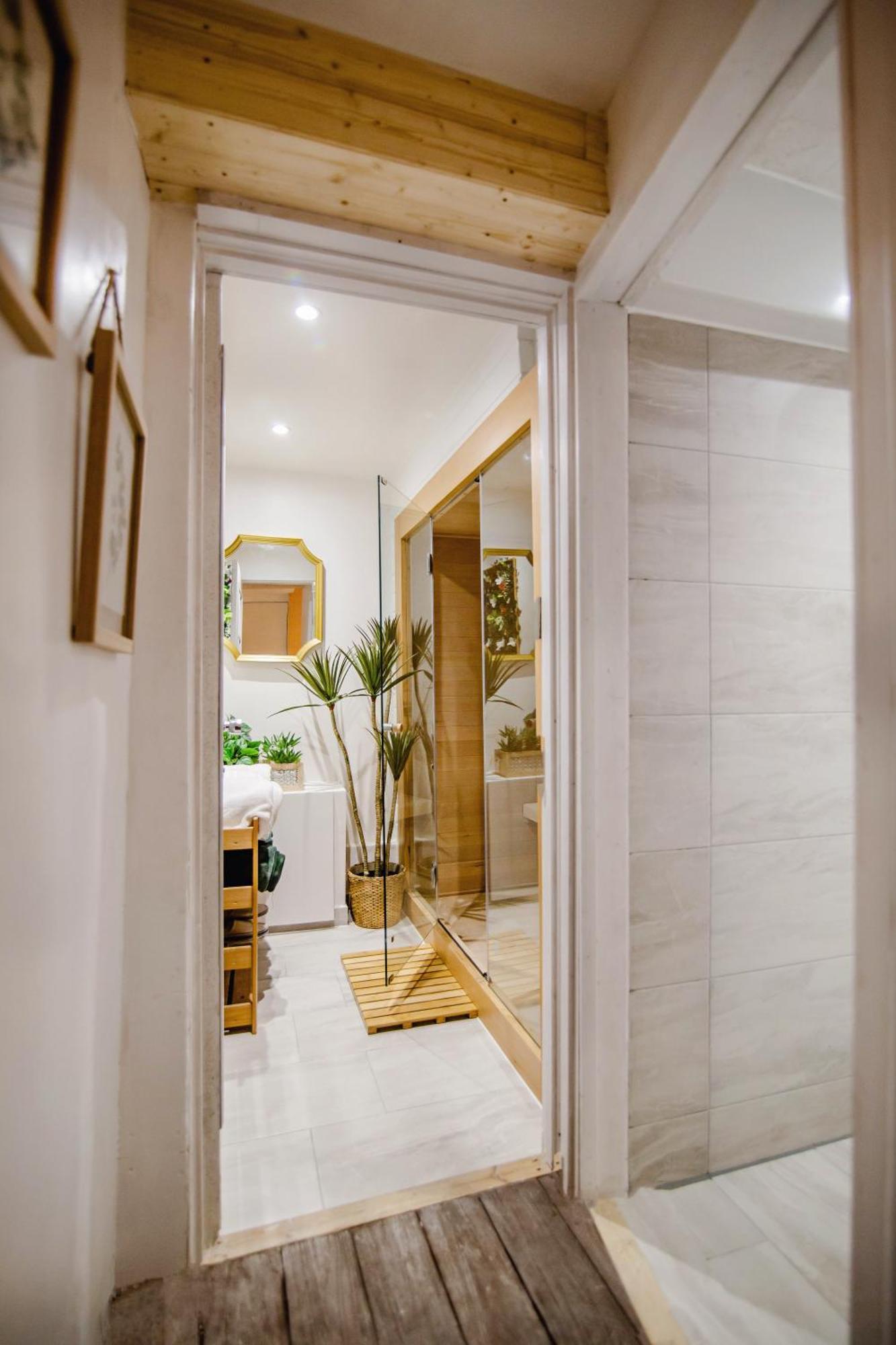 Modern Central Luxury Home With Hot Tub Sauna 11Ppl Шеффілд Екстер'єр фото